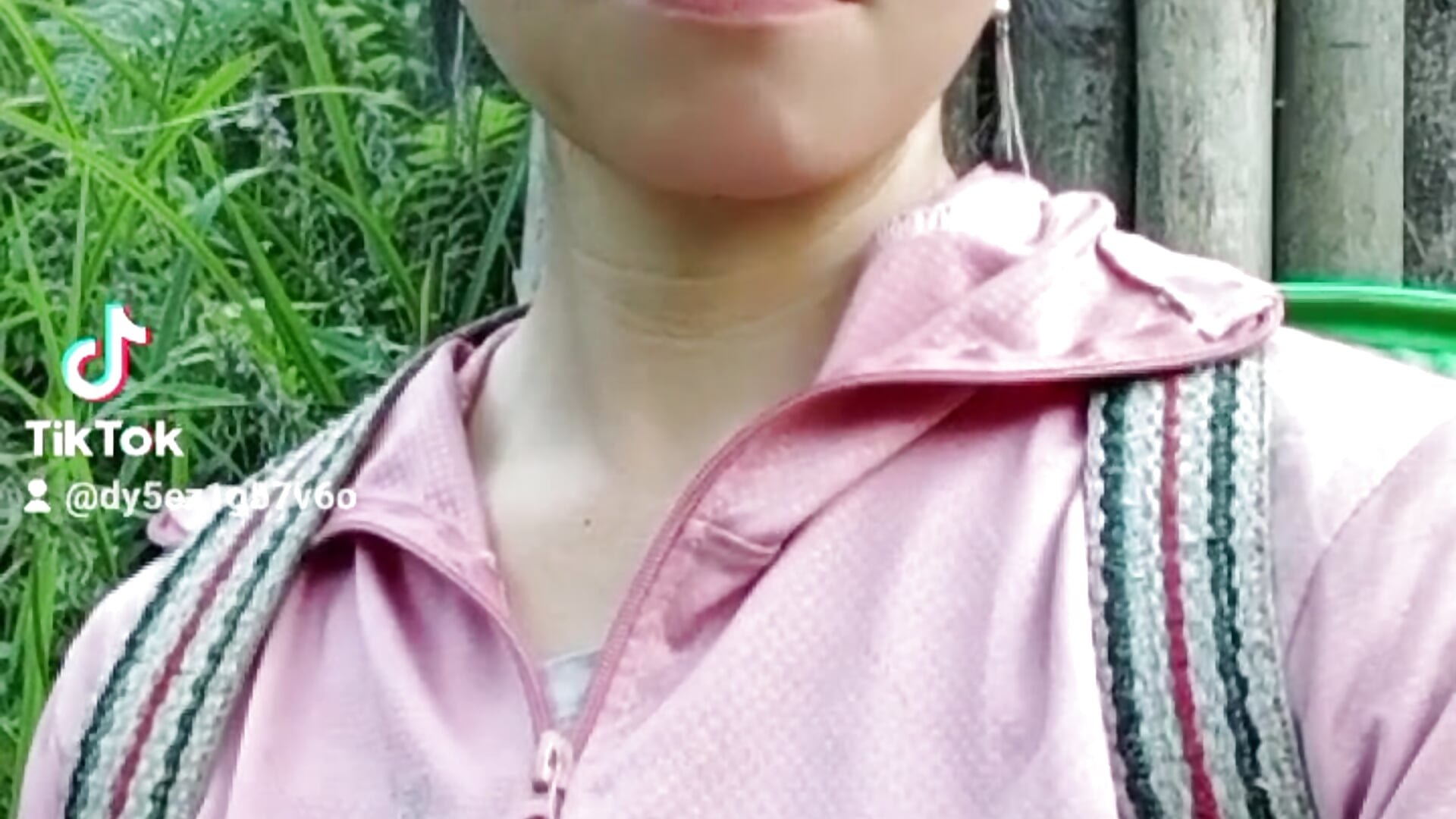 2024-10-06-163049703 - video by hera-00 cam model