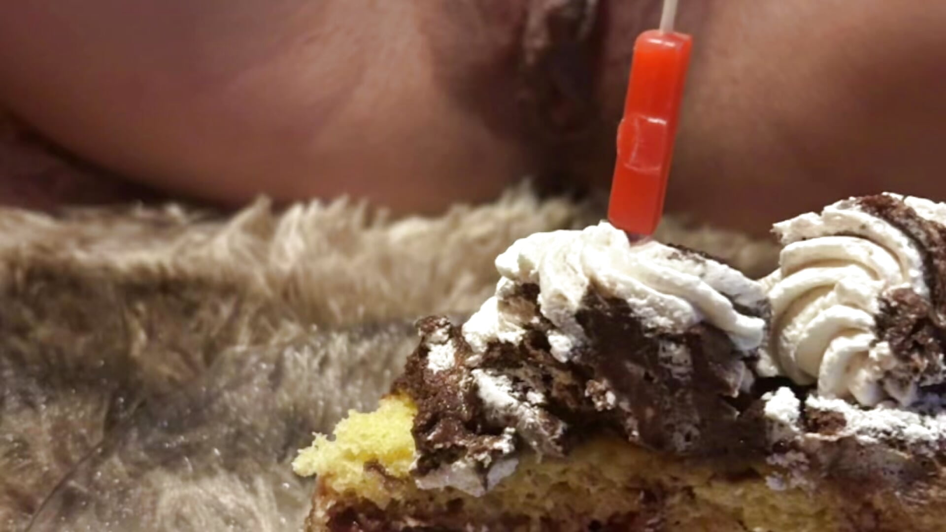 🎂🍾🎊 - فيديو من vicuska235 موديل الكام