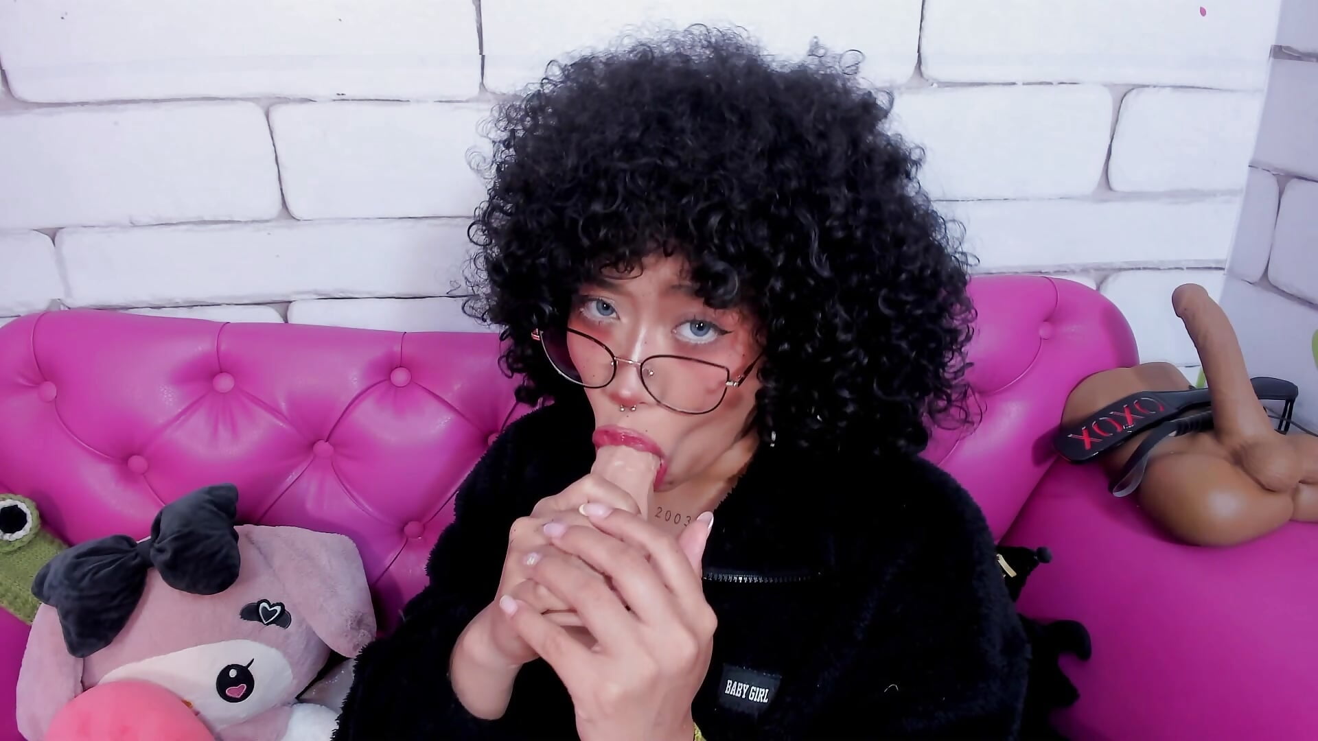 Today my mouth wants to taste the juices of your cock 🍆🍆 - video by SafiroAgataaa cam model