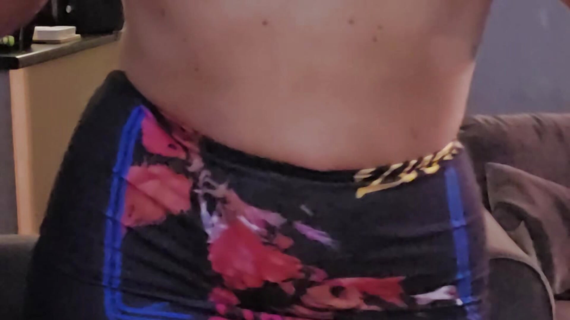 Tits and ass ✨️ - video van KissMeKylie cam-model