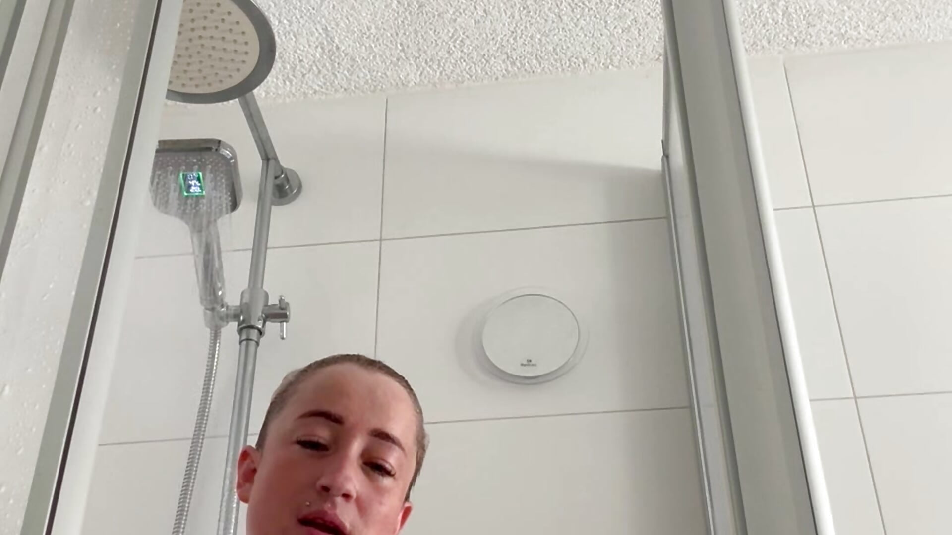 Kommst du mit Duschen 💦🔥