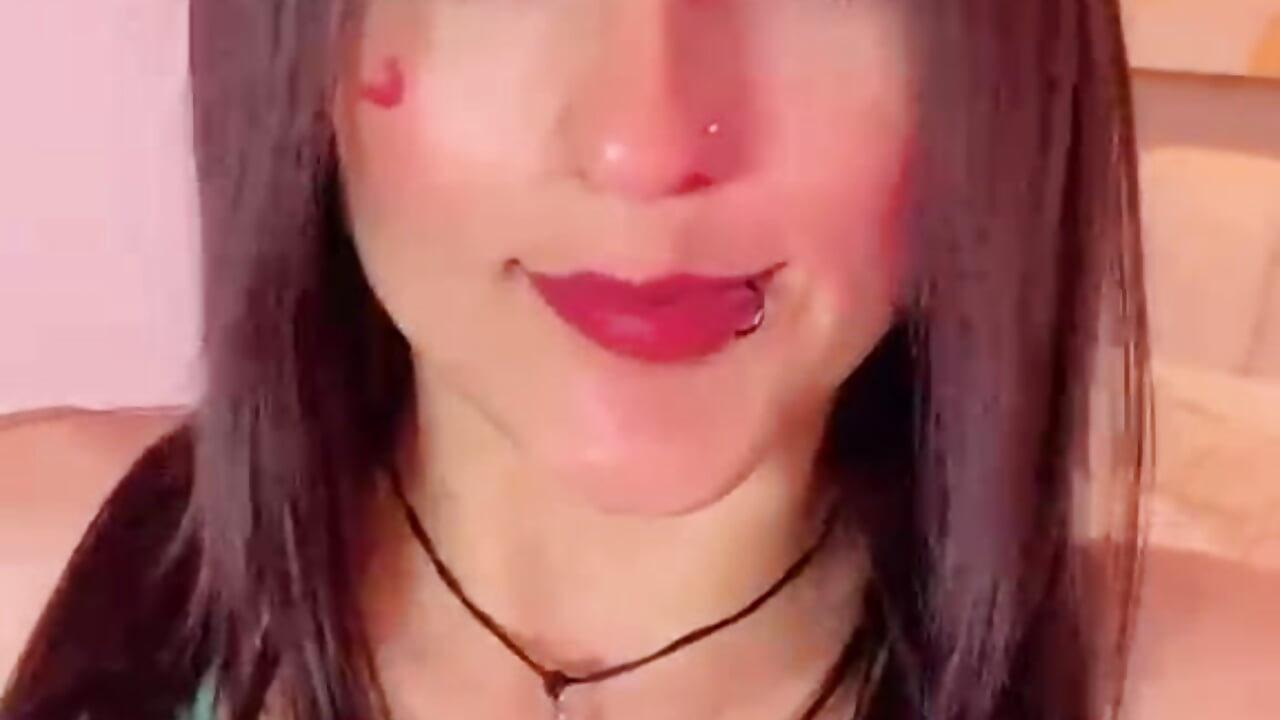 Un regalito caliente para alegrarte la semana. Gracias por estar aquí. 🎁－カメラキャストのMiaTaylorSweetの動画