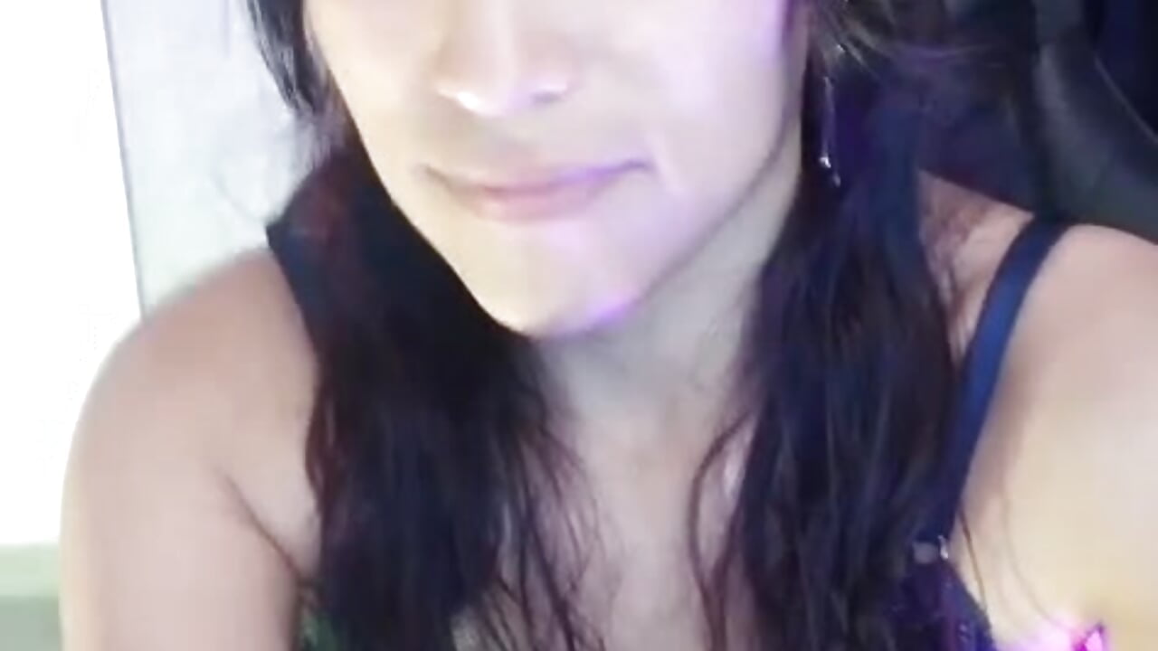 Helloooo🤤 - Video von megaan_cb Cam-Model