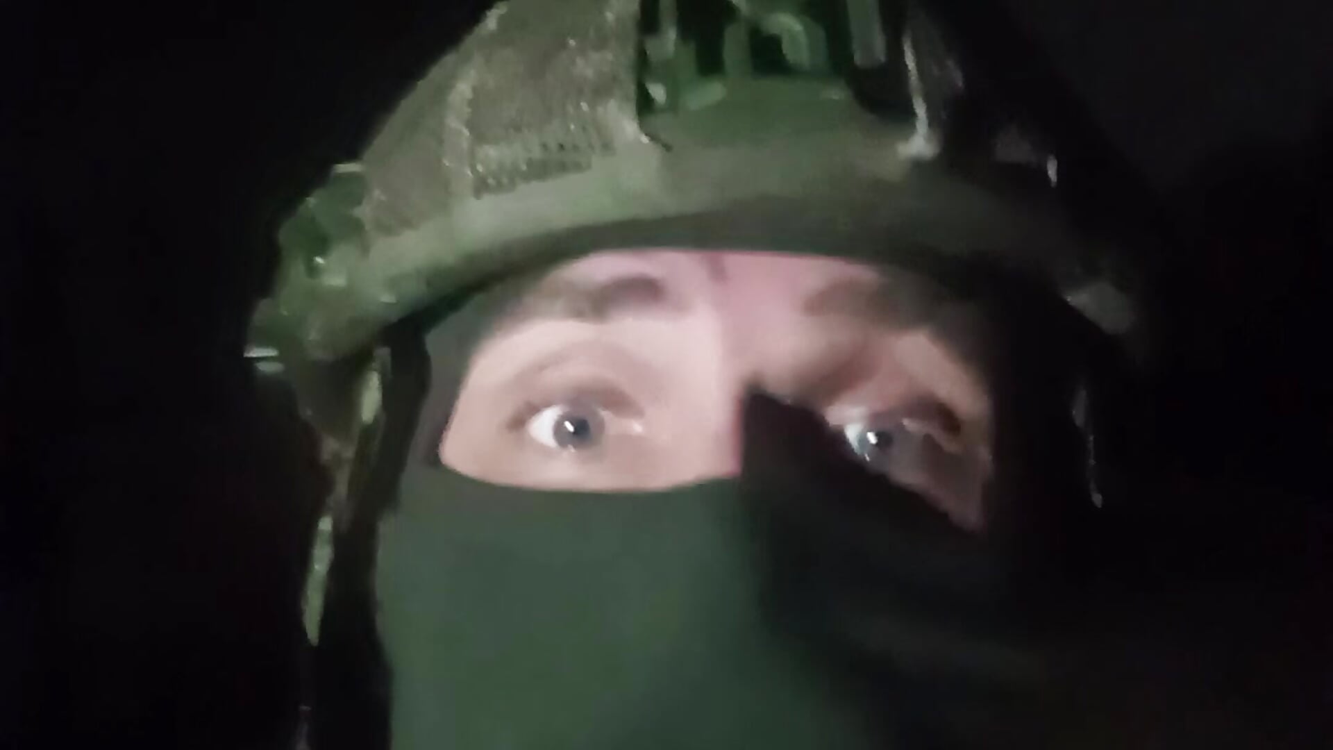 1000073278 - video oleh model kamera Odessit93