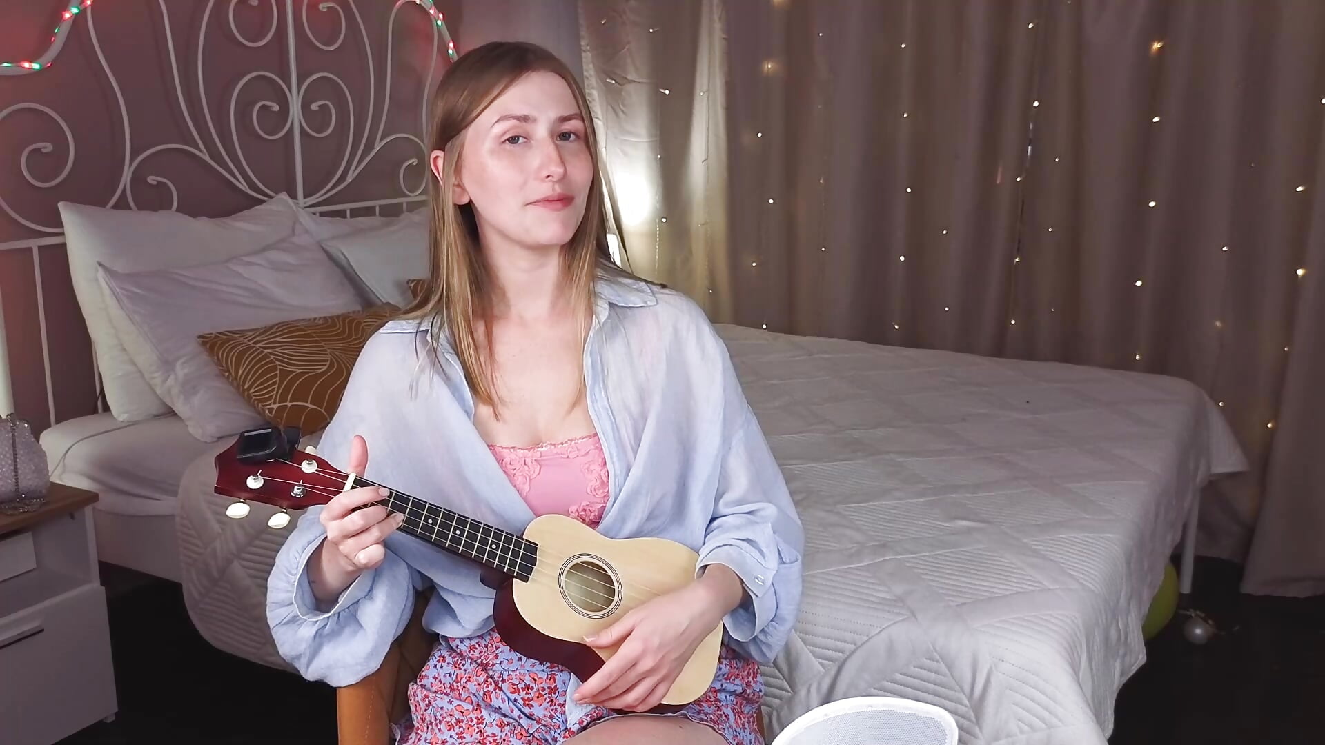 cover "birds of a feather" by Vespera Celeste - video by VesperaCeleste cam model