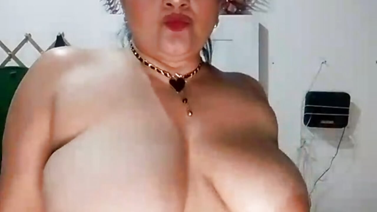 Baile caliente - video by tiffany_Johnson1 cam model
