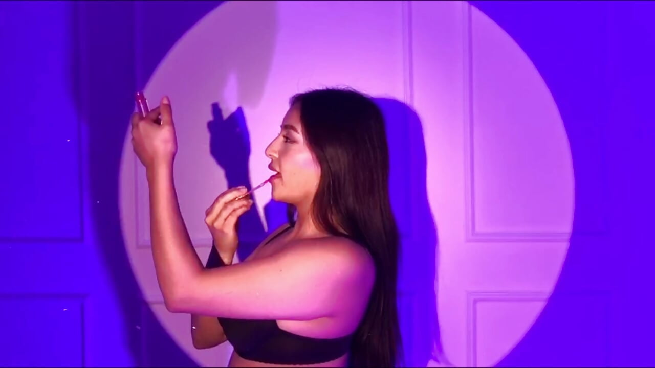 HEY IT´S ME 😏🔥 - video by NaomyCollins__ cam model