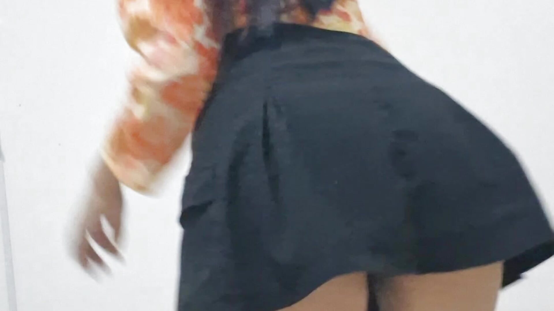 1000098080 – видео вебкам-модели SofiiMilf