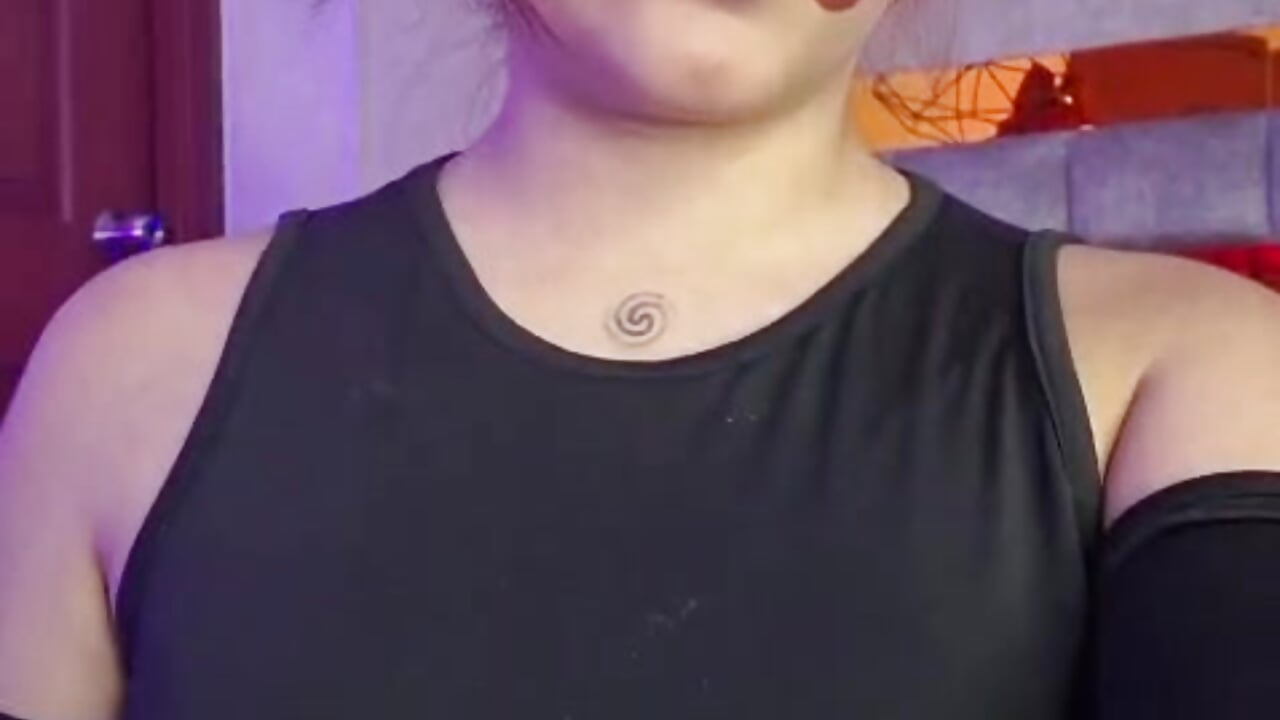 Waa – video af sophiievv cam-model