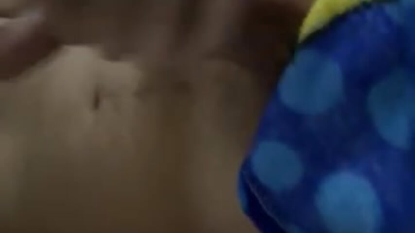 80110874905__1F397875-AEAE-40AB-9442-58BD62B42400 – video modela na kameri lionr0660