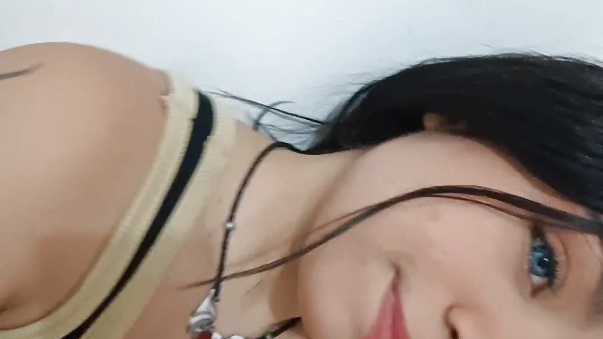 1000761985 - video by Tatiana18Tread cam model