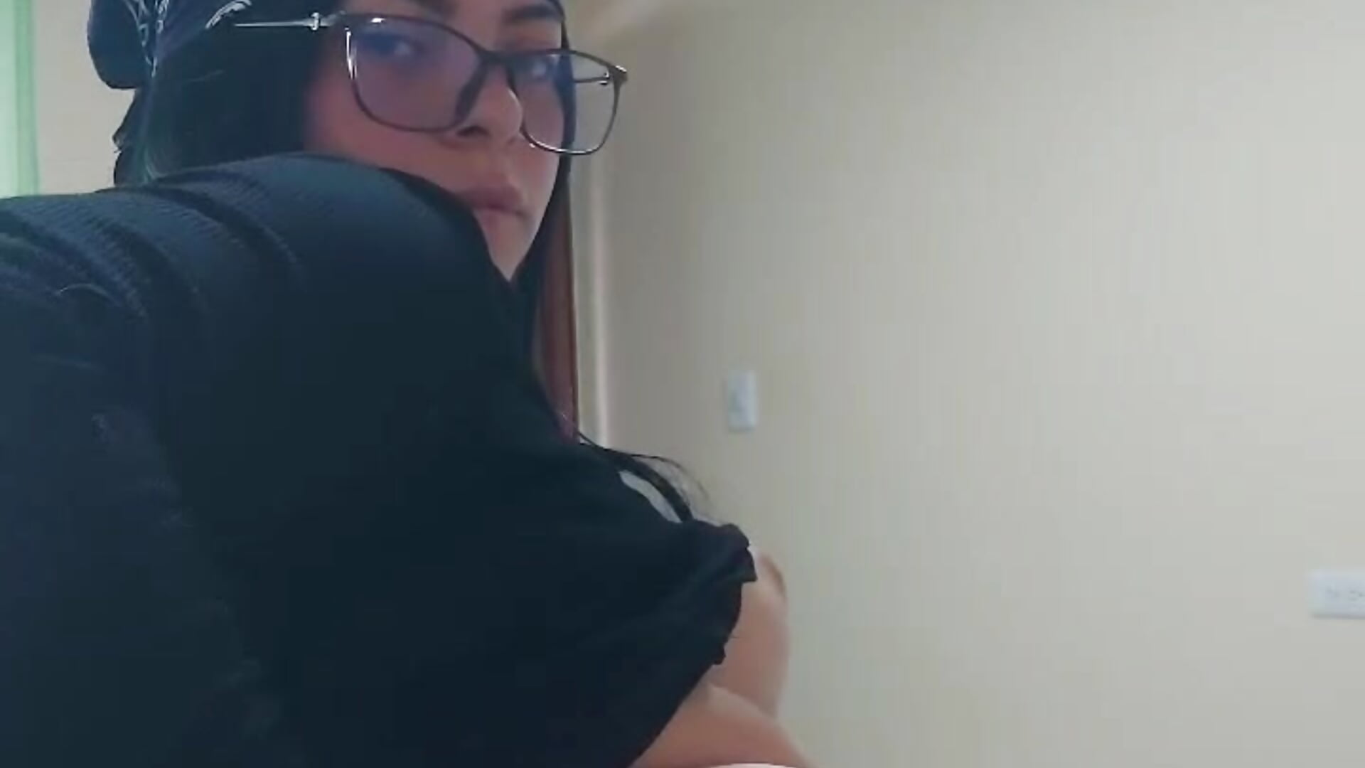 🥵🔥 - video của người mẫu cam LunaJacobs