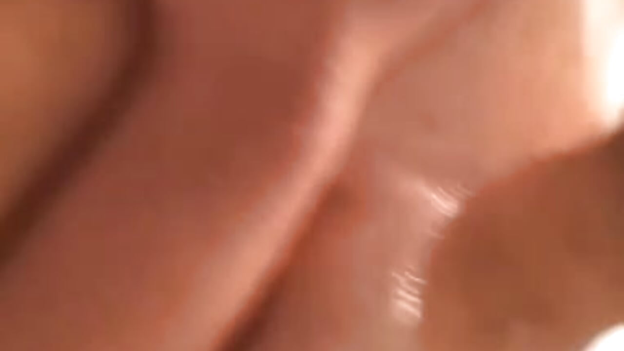 Full nude naked big tight boobs while shower - video by POOKYPOO cam model