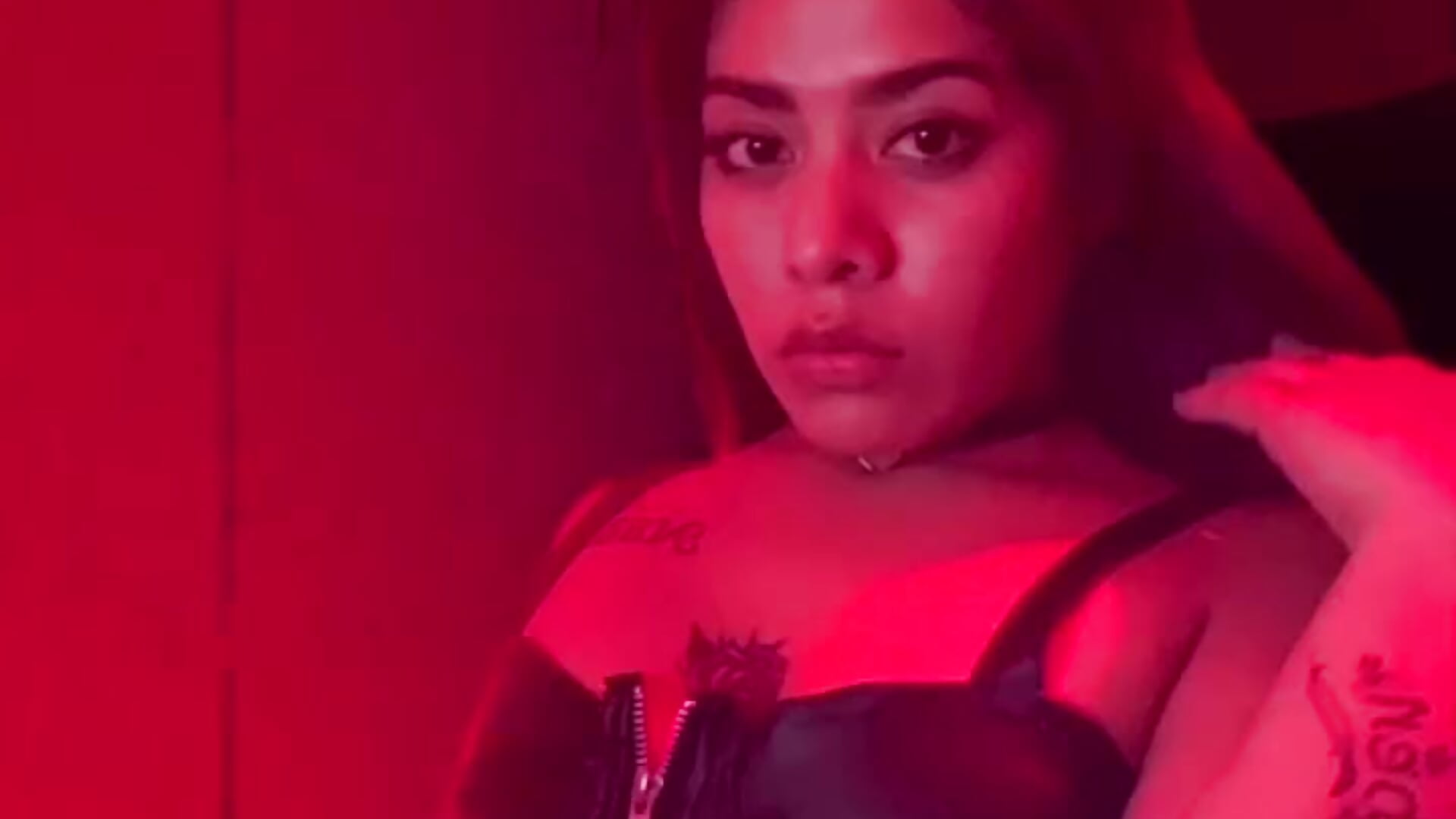 1000003526– mamasitapetite kameramodell videója