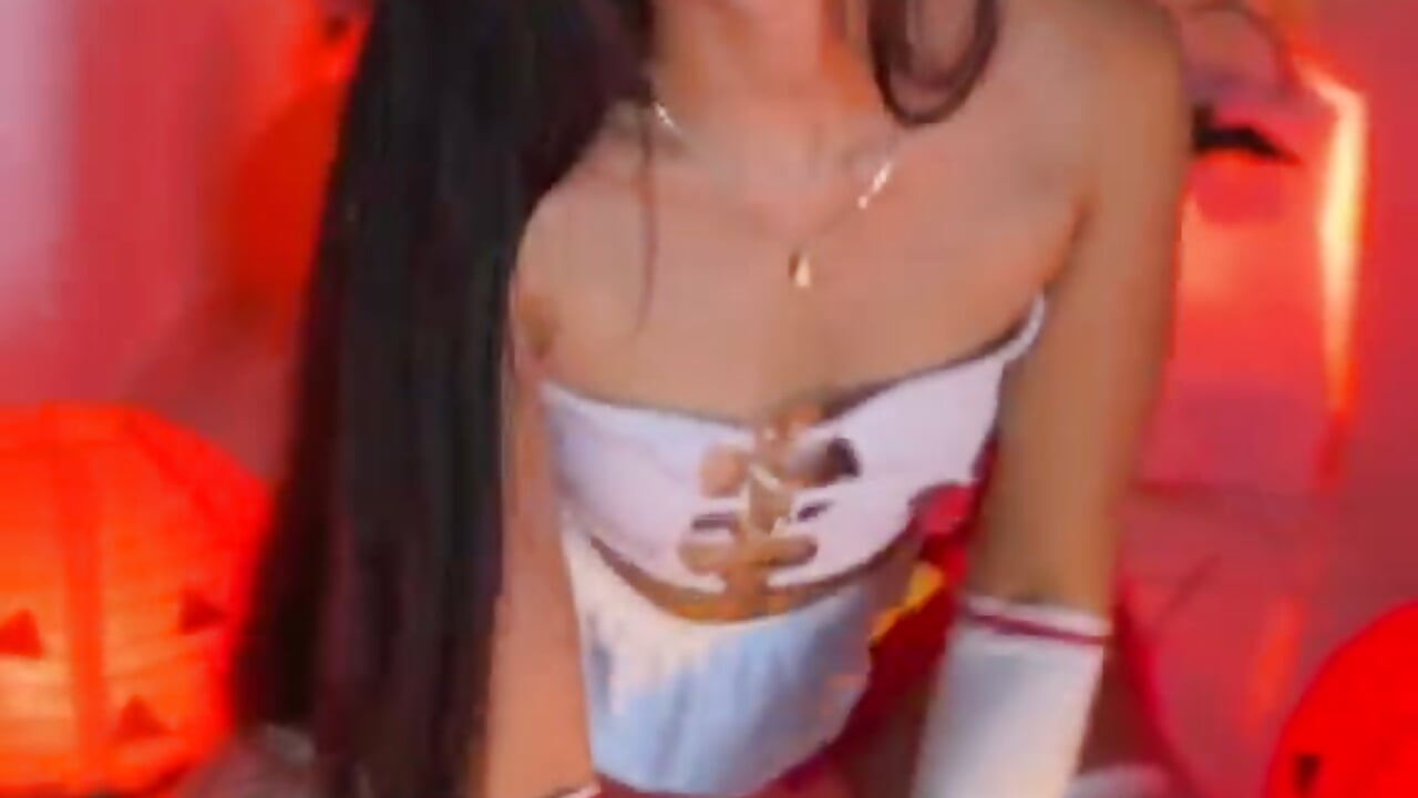 HAPPY HALLOWEN 👻 - vídeo de Nicolqueen_ modelo de câmara