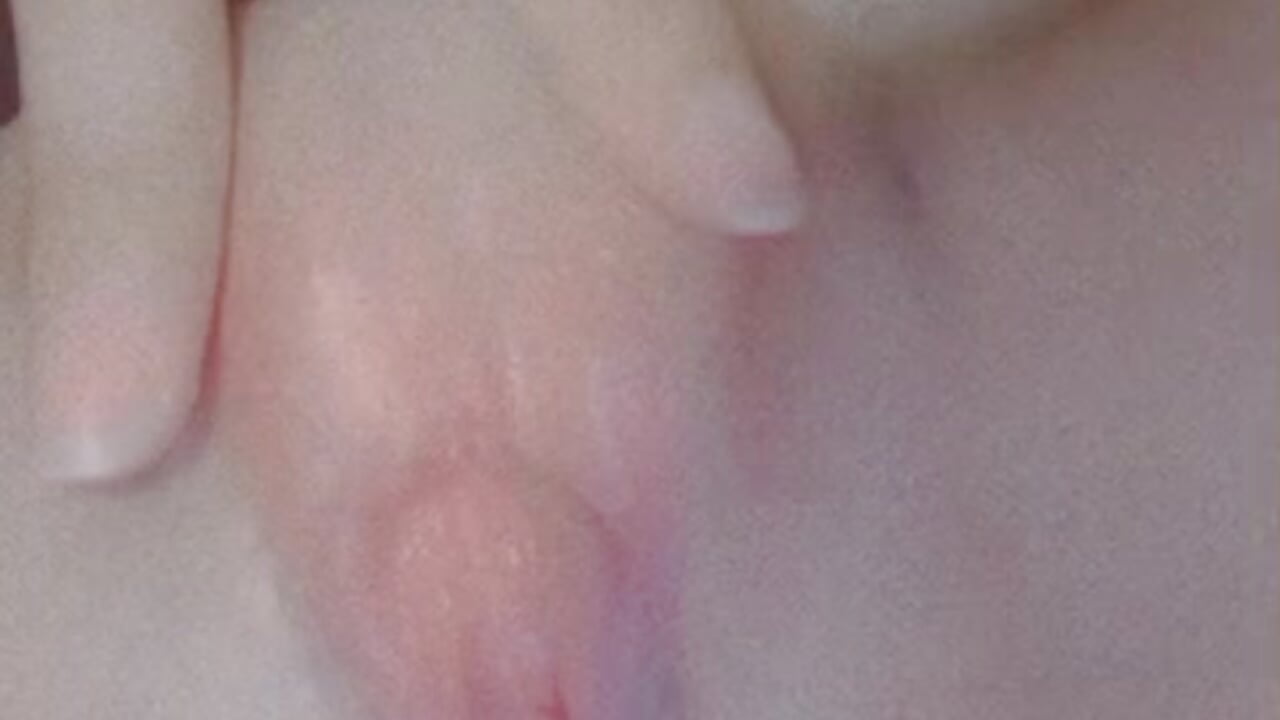 Zoom spread my beautiful pussy - video by Virggin_Pussy_Cum cam model