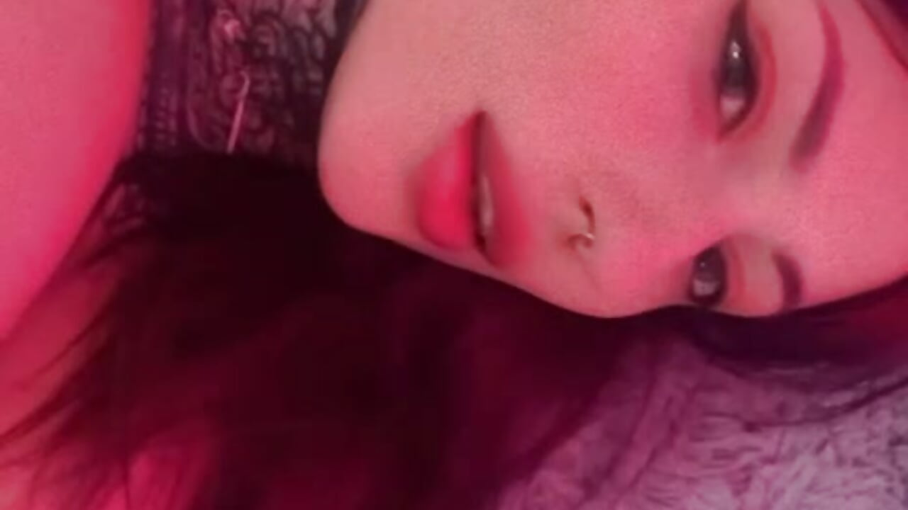 IMG_0315 - Video von Nina_Blum_ Cam-Model