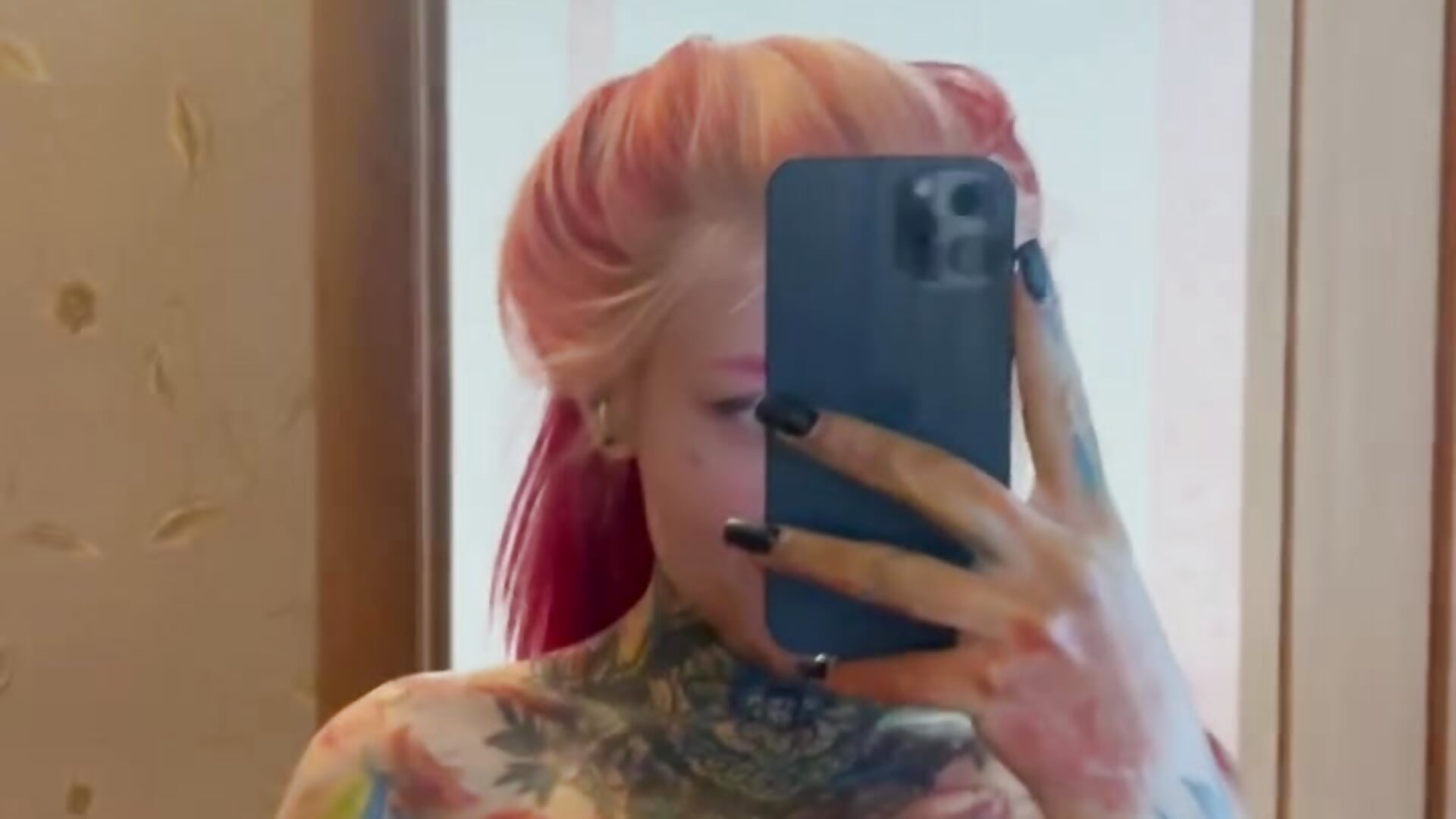 IMG_6191 - video by Nina_Blum_ cam model