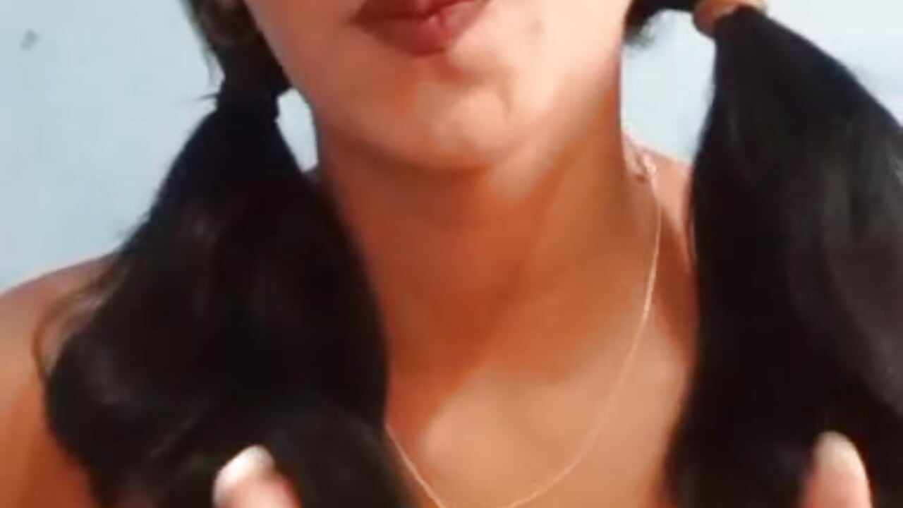 Sexy school girl - video by Jennifer_Squirt cam model