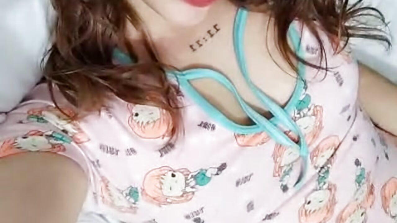 Sweet Roxy for u 🌸 - video di roxyrougee modella di cam