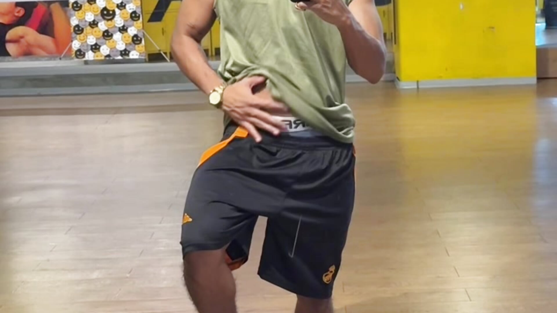Jack_castell adlı kamer modelinin viral videoları:  7965