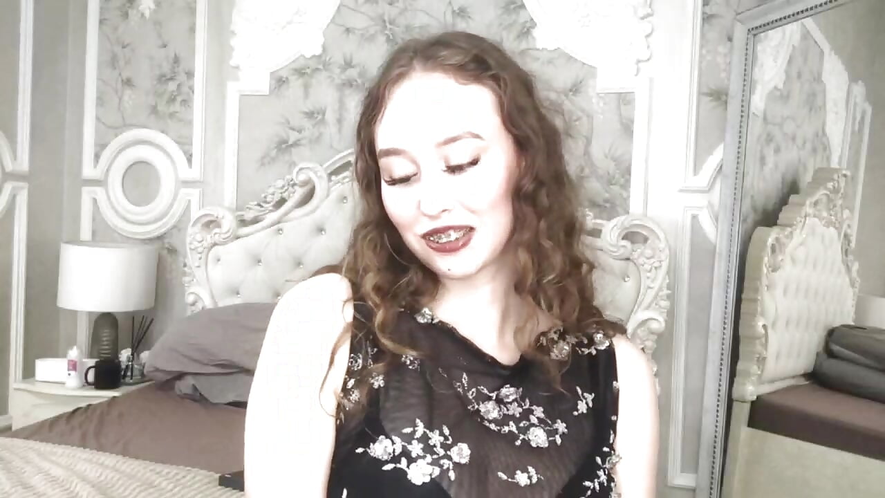 Sweet but spicy 😏 - Video von -VivienRay- Cam-Model