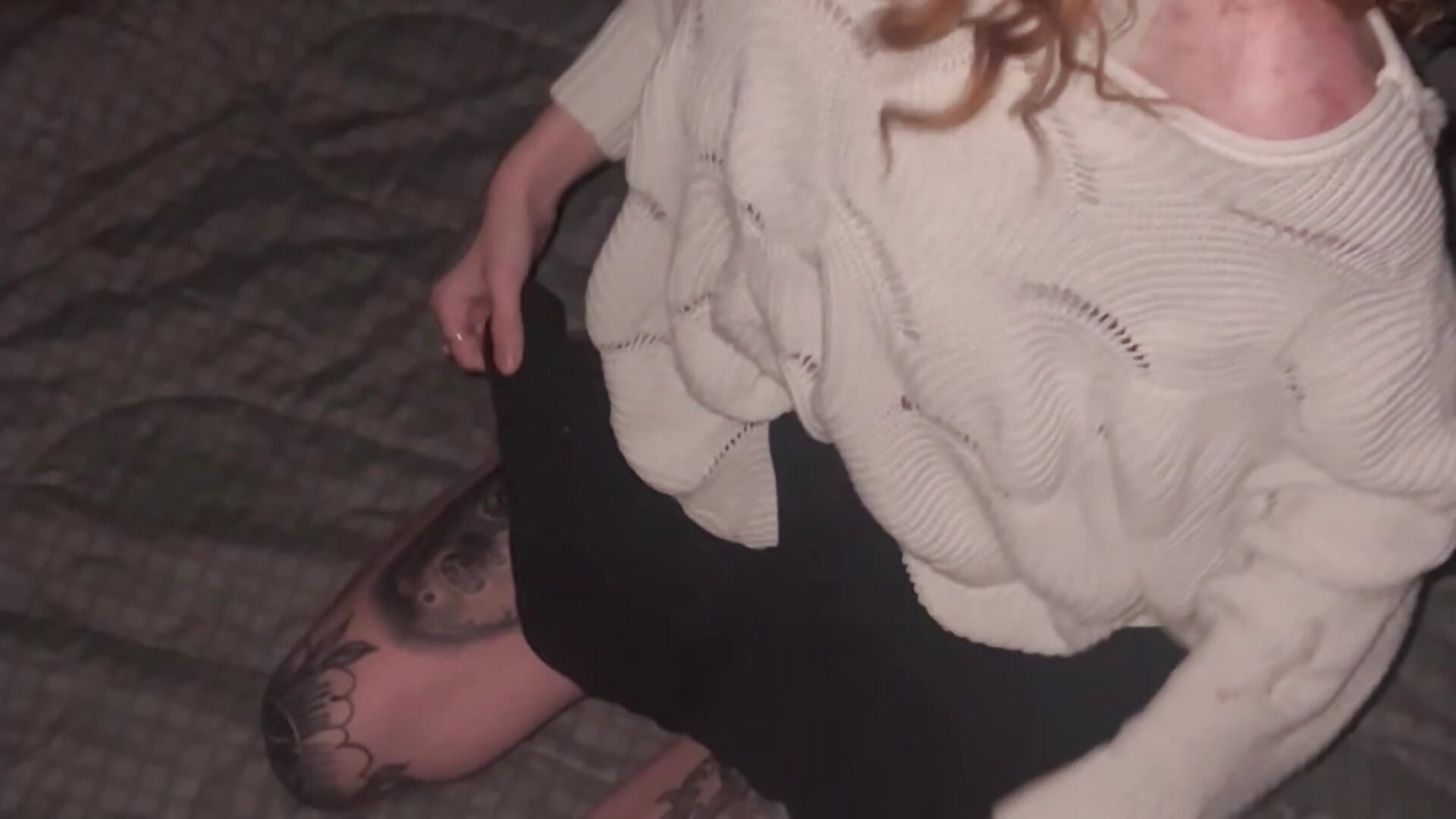 midnight picnic on my knees - video by liltiddygoffwaifu cam model