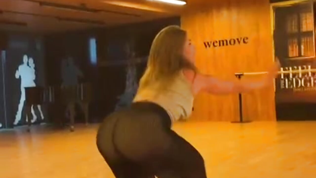 Let’s Move Together – Live Fun! - video by tinyolha cam model