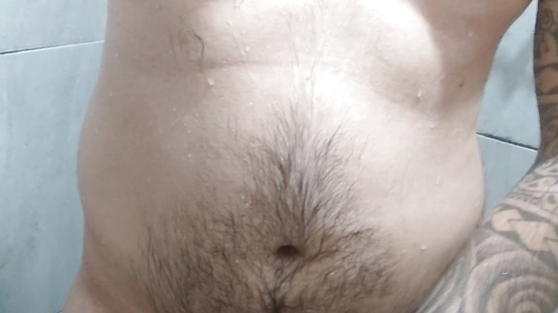 Bañadito😊 - video by rorope cam model