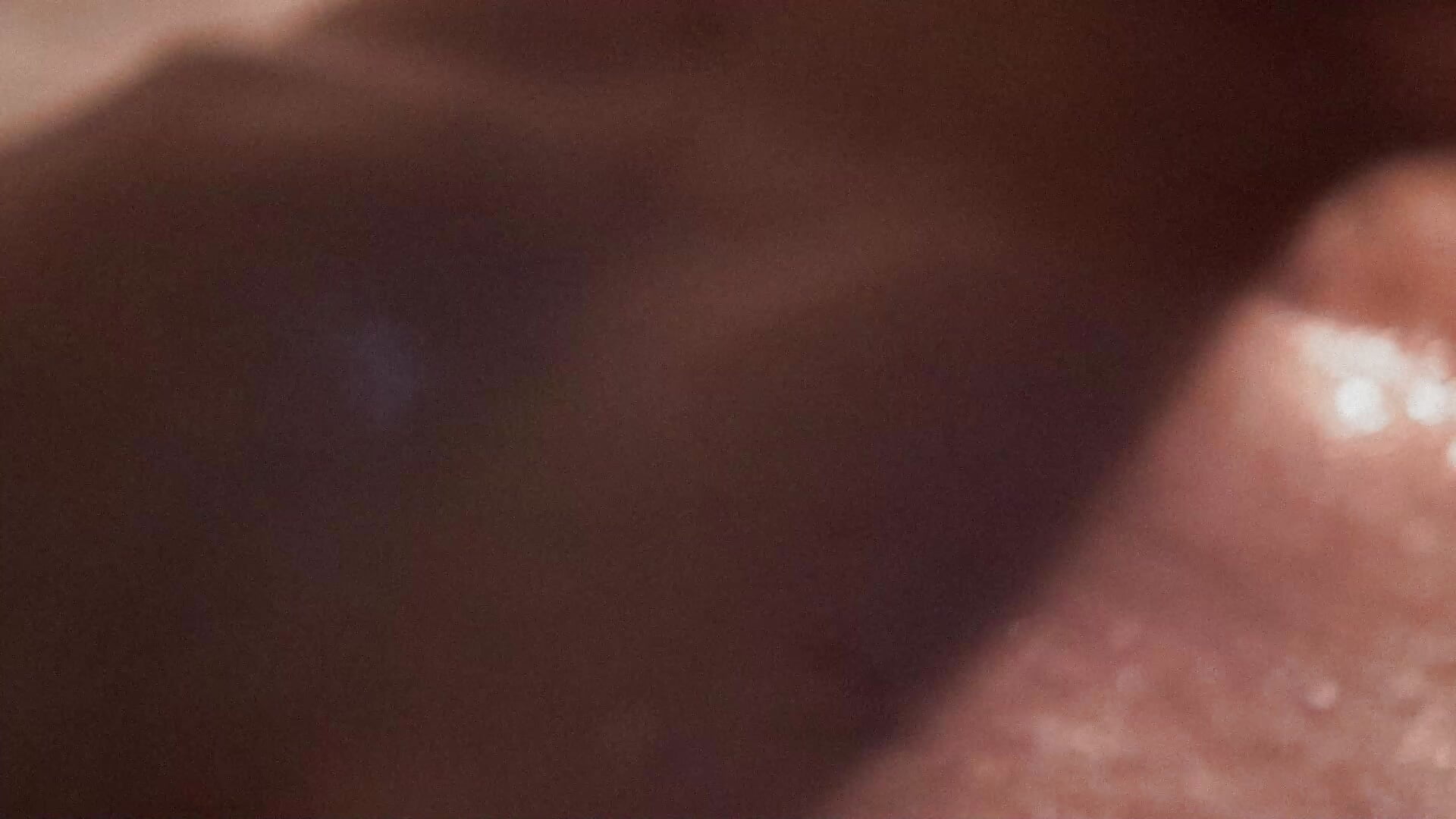 The water running down my body, do you like it? - Video von Muscle_Scott Cam-Model