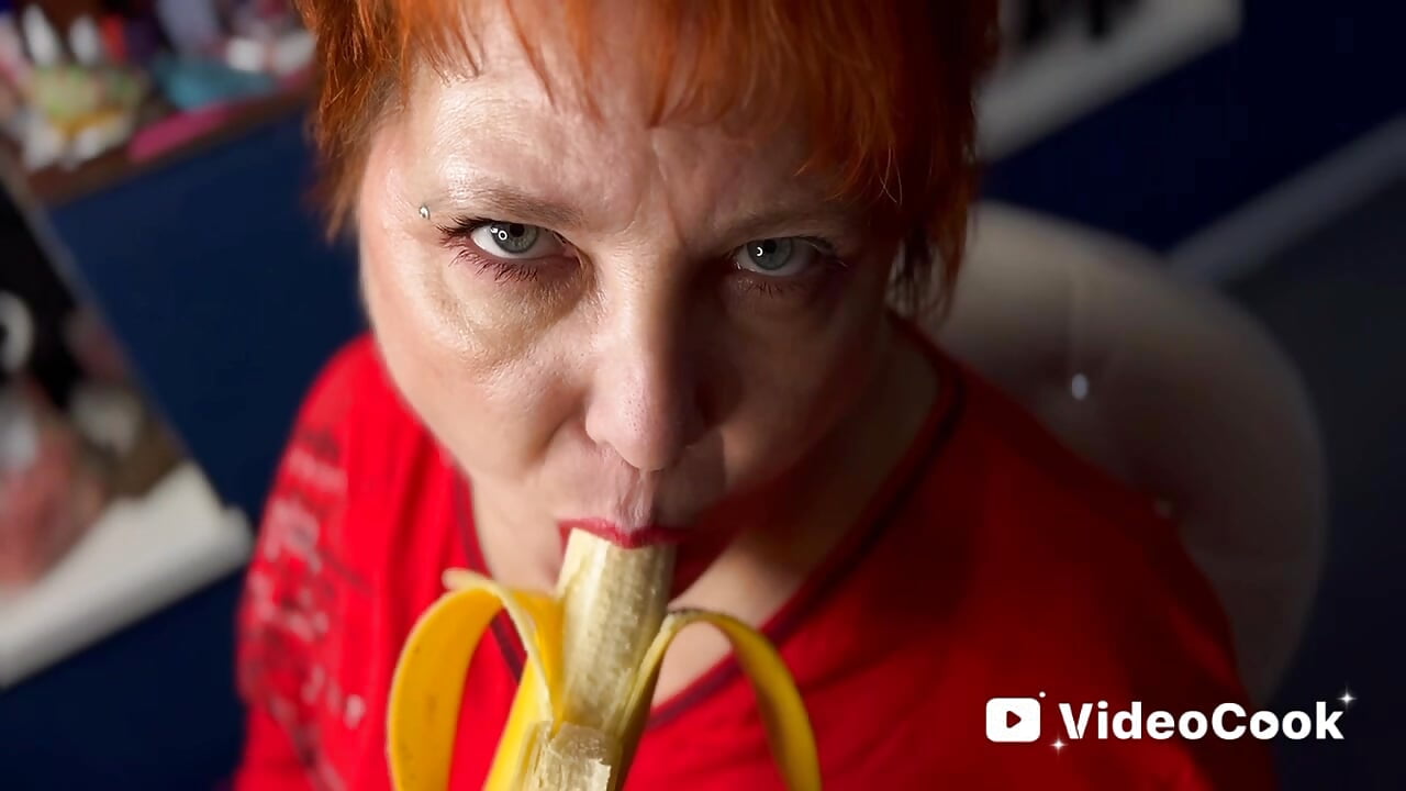 I'm testing your endurance. How many seconds can you keep your eyes open? 🔥 - video by Kira_Kenett cam model