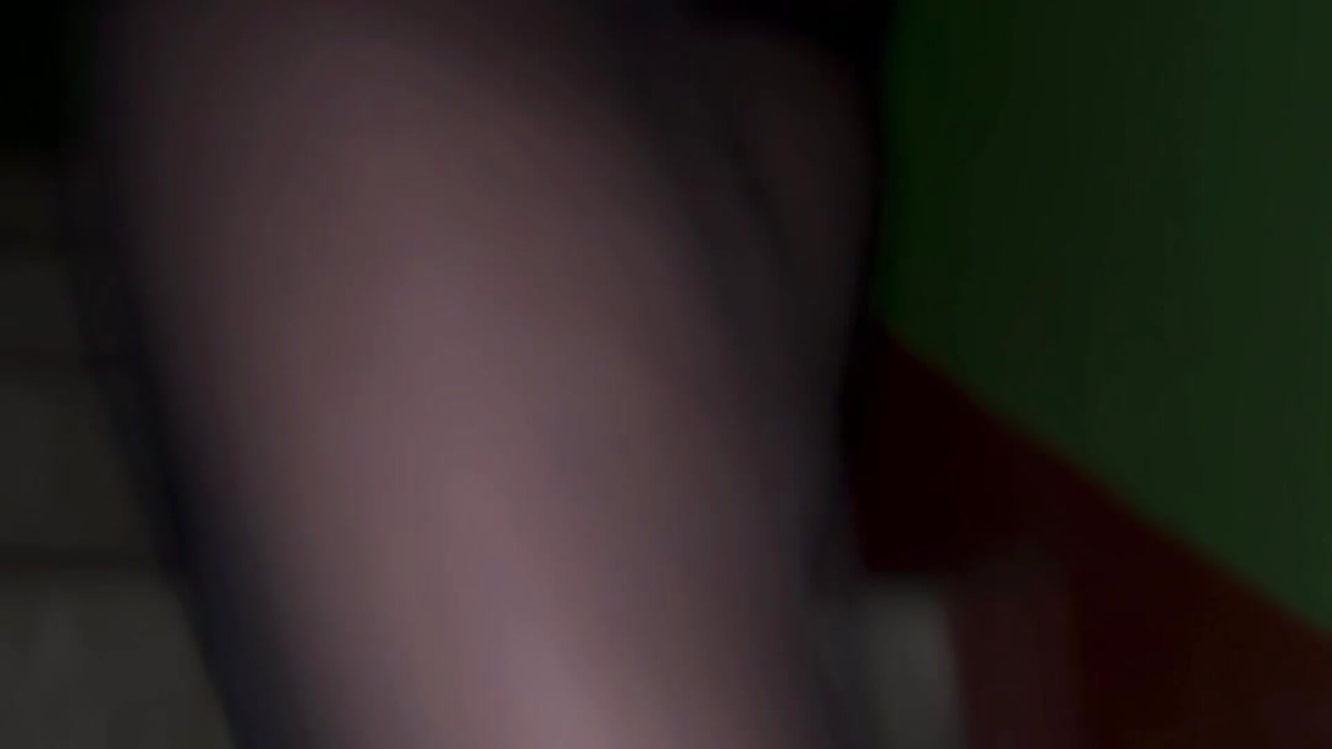 Do you want to be under that heel? - video by Kira_Kenett cam model