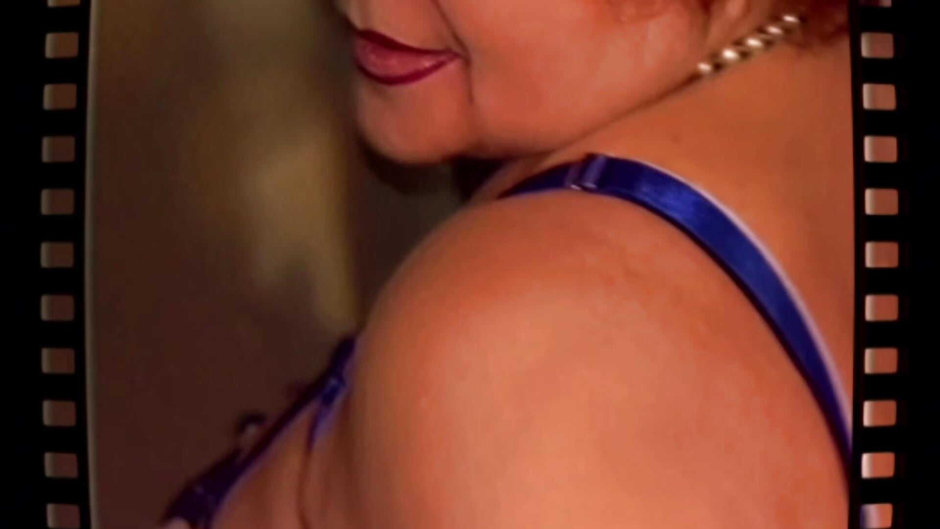 Wishing you a blessed Christmas Eve filled with peace and joy🔔🎉🎅🎁🎄 - video by Kira_Kenett cam model