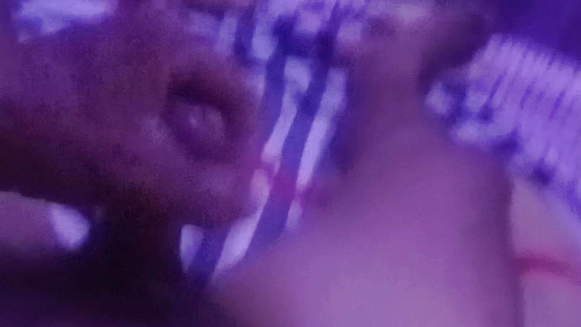 cream out - video oleh paringbudol kamera model