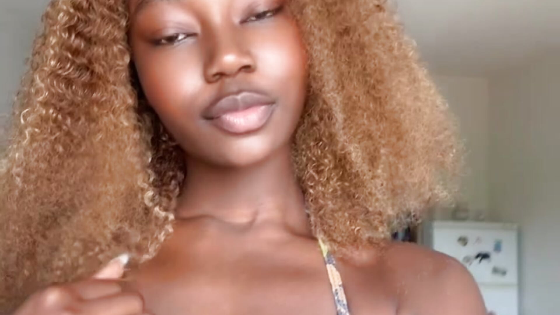 Me - ebonysweetyy 캠 모델의 동영상