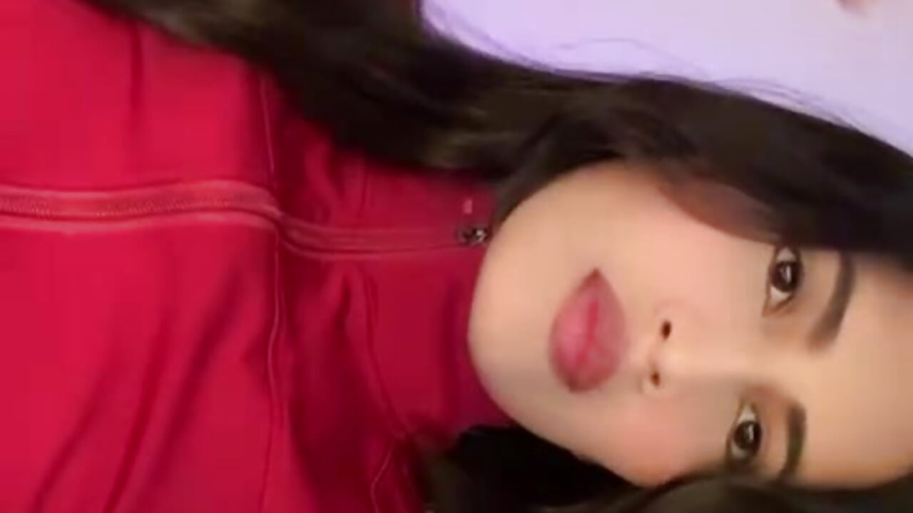 Listening to music and enjoying my day off ✨❣️ - Rumy_2005 캠 모델의 동영상