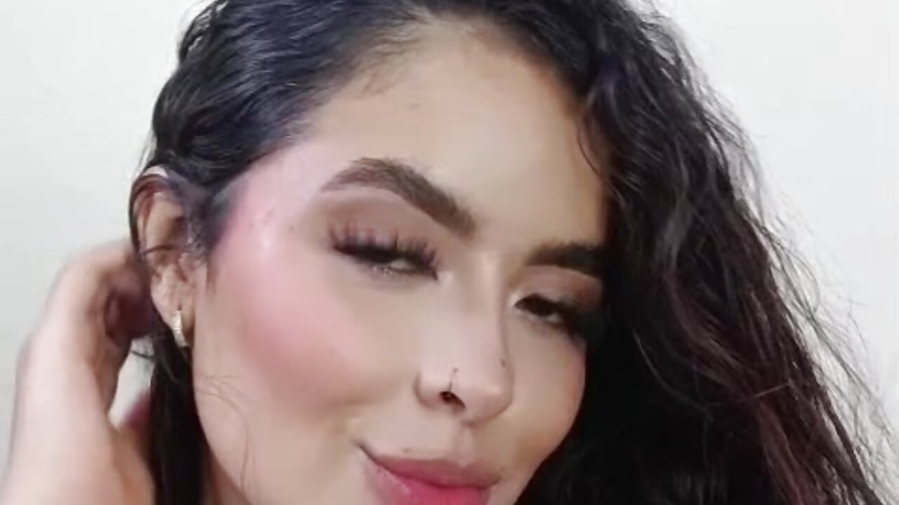 con cariño - video by alizza_ cam model