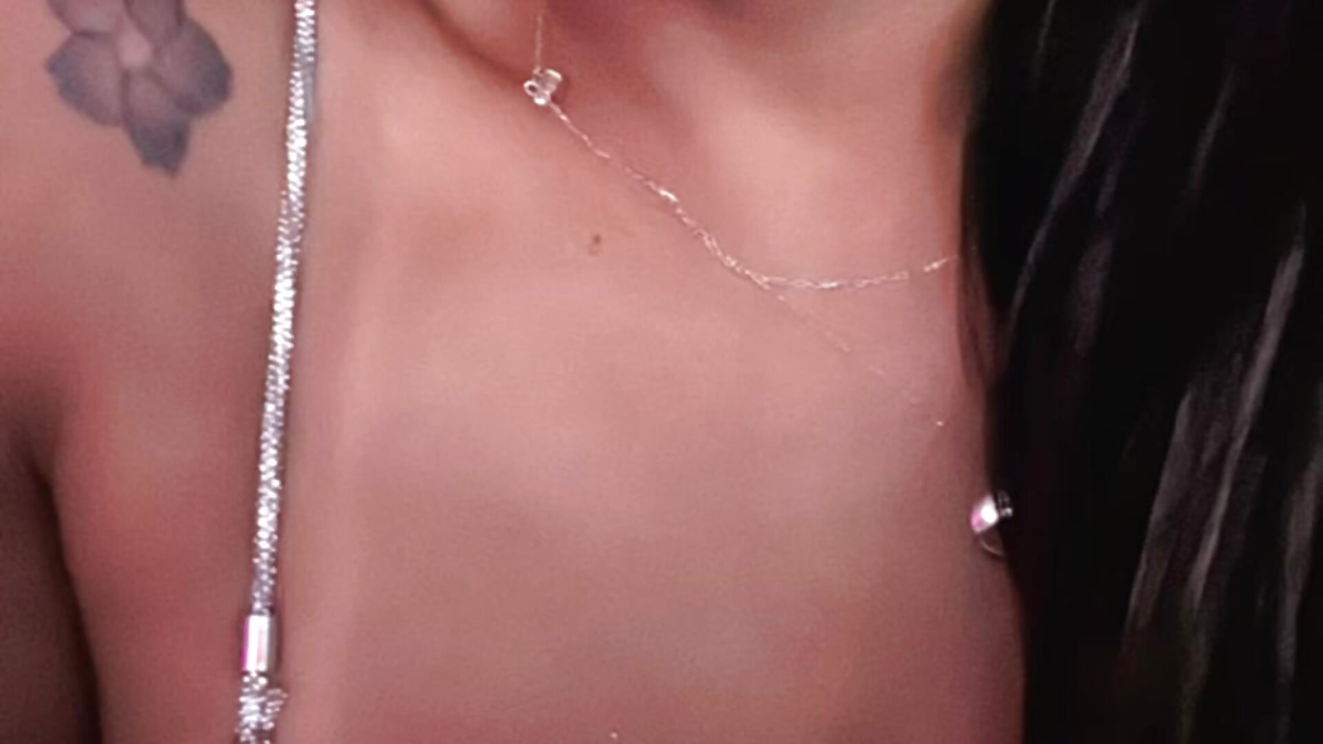 7c565783acf24111937d11783b80ccd2 - video by Victoriavicky cam model