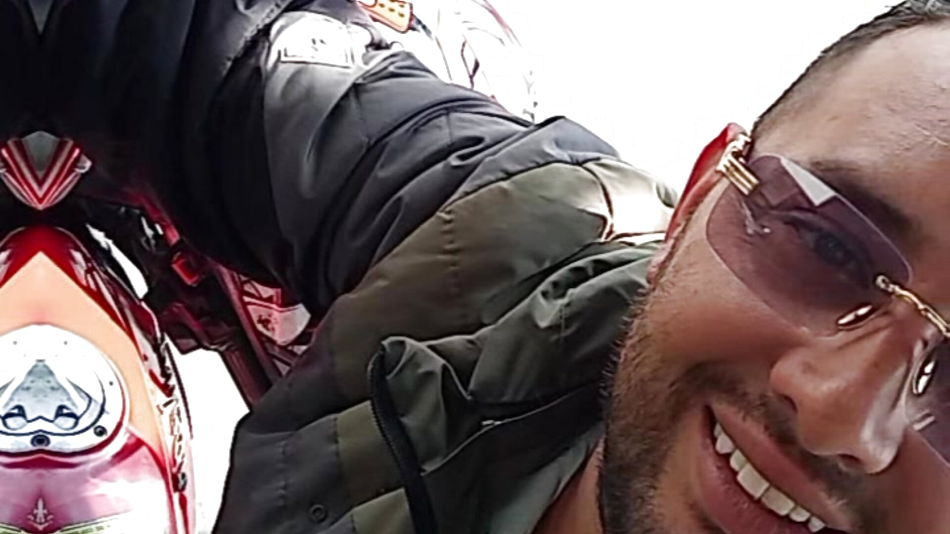 1000129017.mp4 - video by angelitocalientico cam model