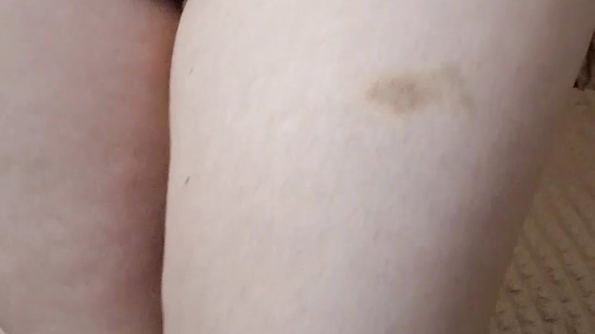 Nora in pussy close up