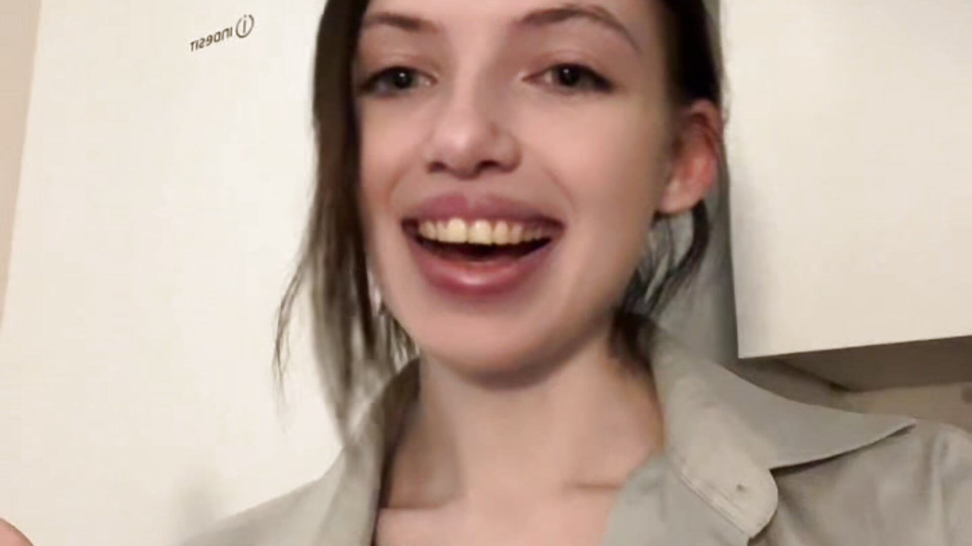 My first video, let's get acquainted! ❤ - video by Molly_Mora cam model