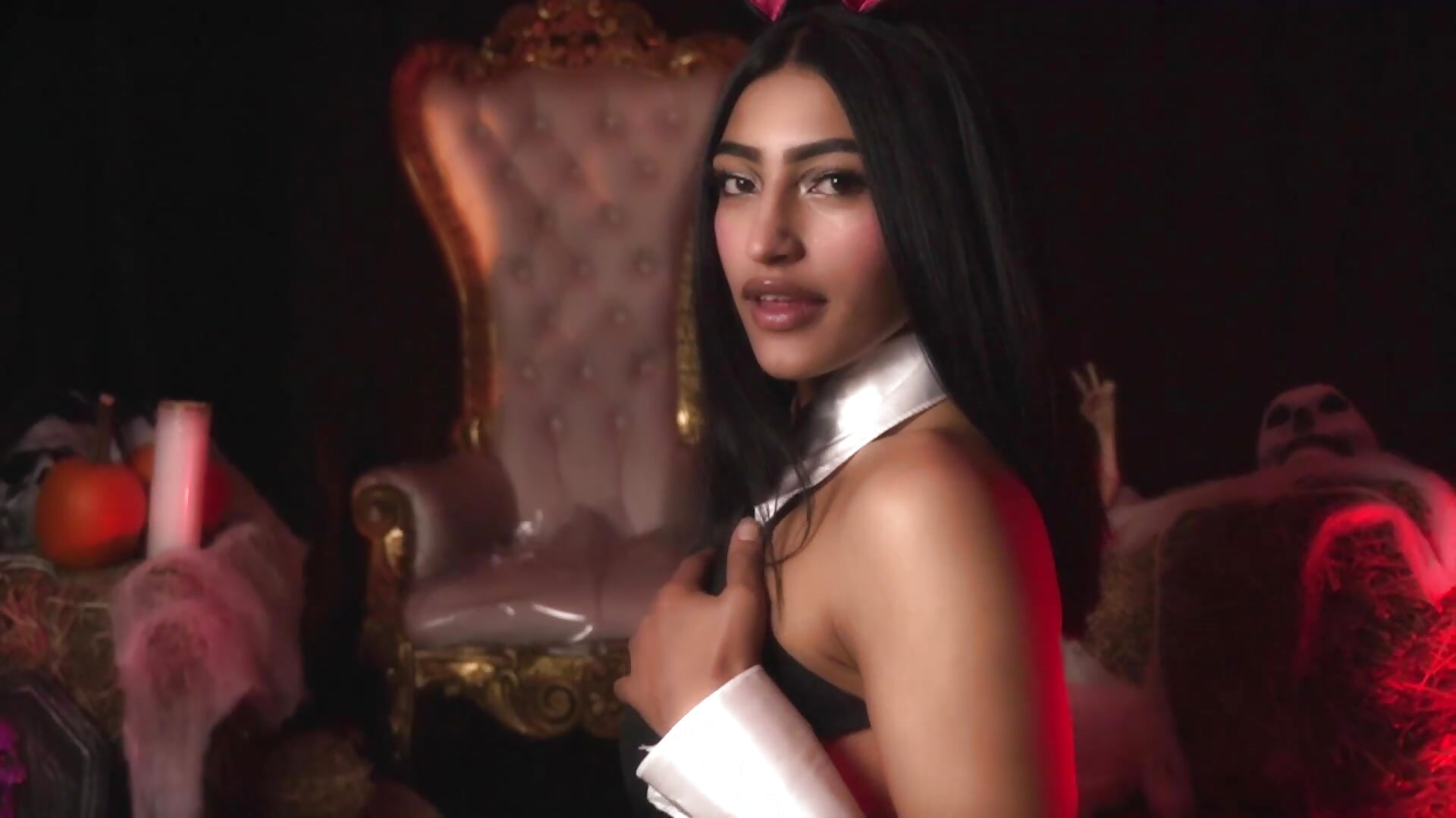 Playboy bunny 🎃 - video by Parys_Hot cam model