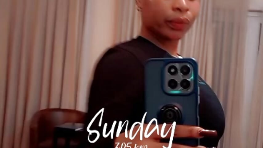 1000074220 - video by Sultry_Pet cam model