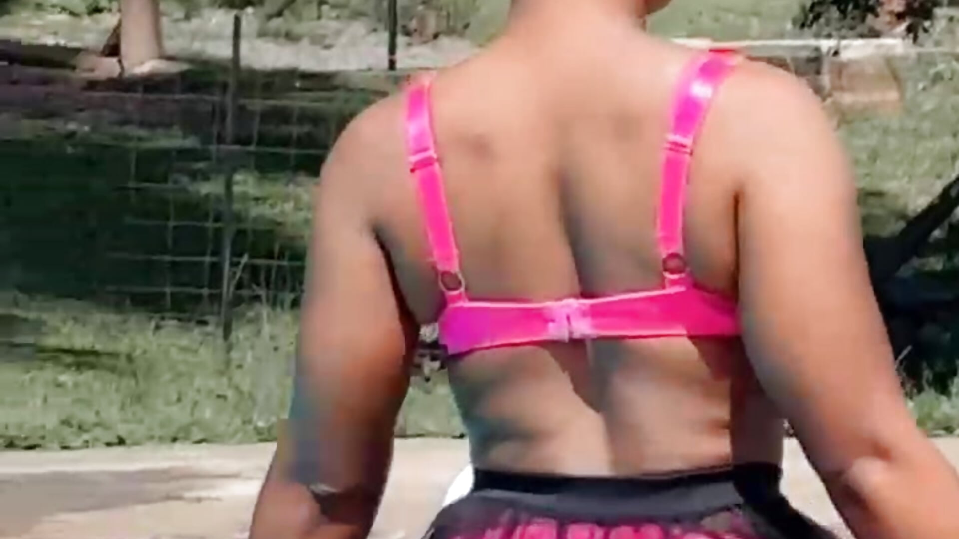 1000047390 - video by Sultry_Pet cam model