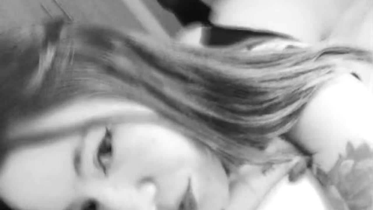 💕 - video by Genesiissss cam model