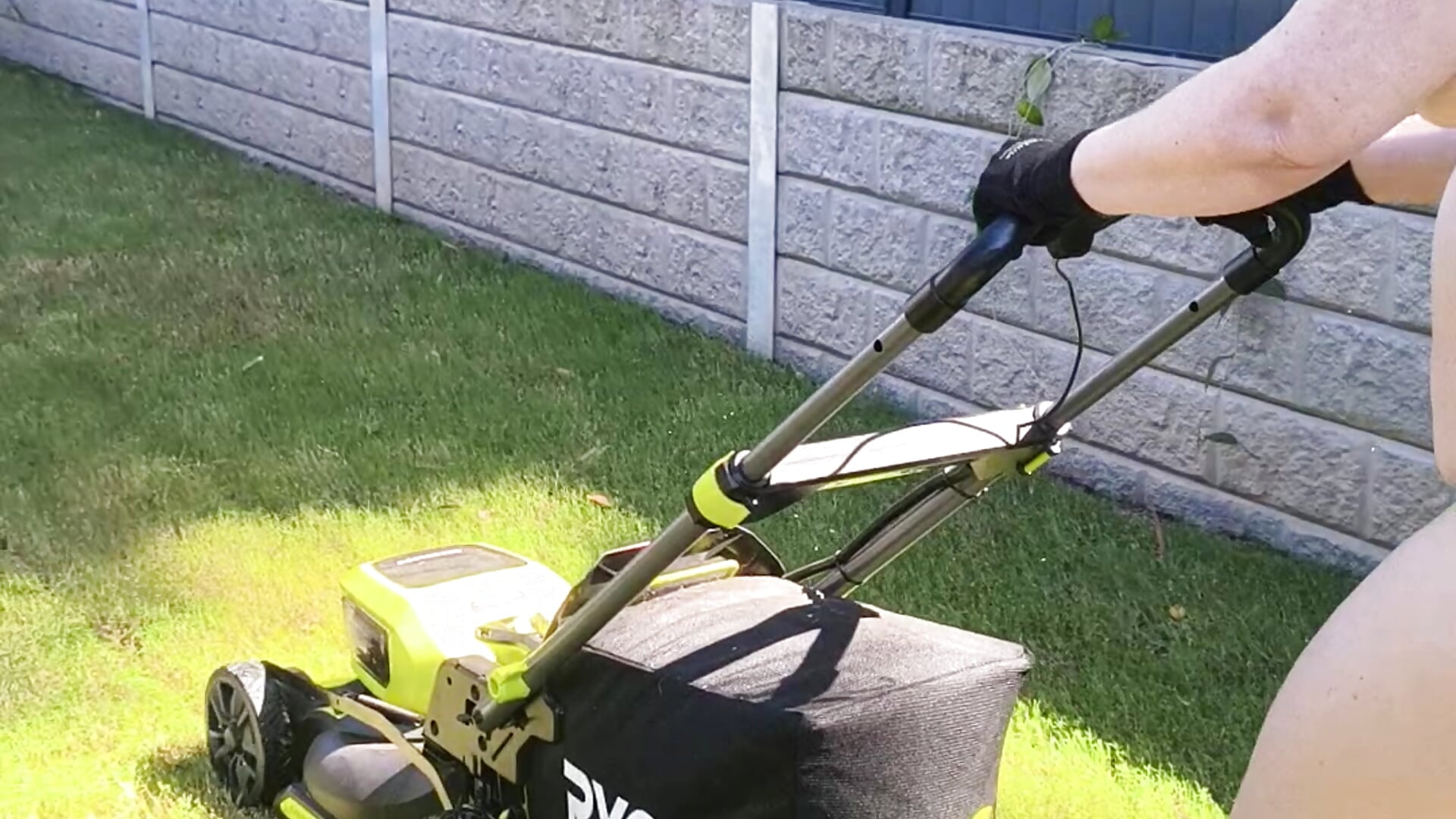 Mowing Lawn Naked 😲
