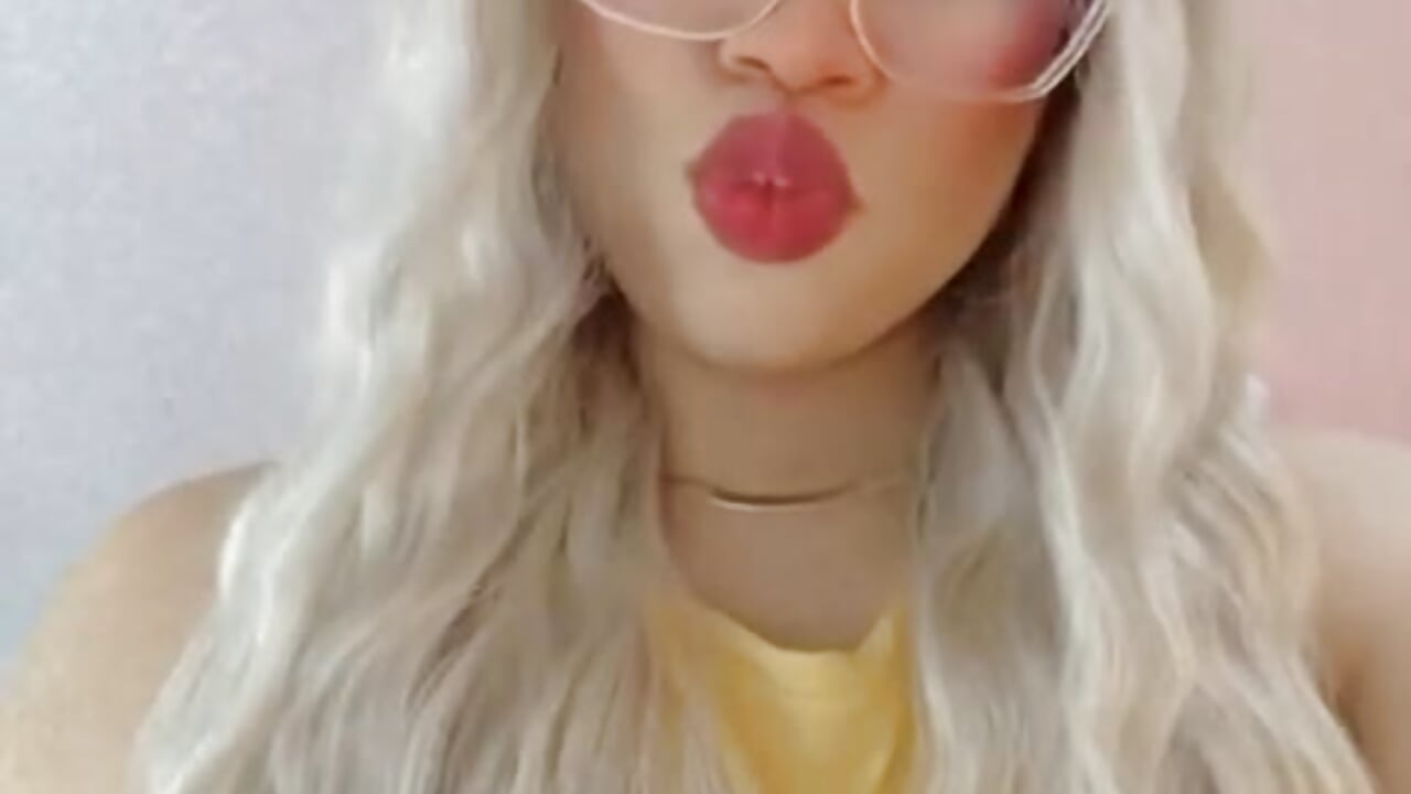 WhatsApp Video 2025-08-30 at 6,37,31 PM - video by AngelinaThomsonn cam model