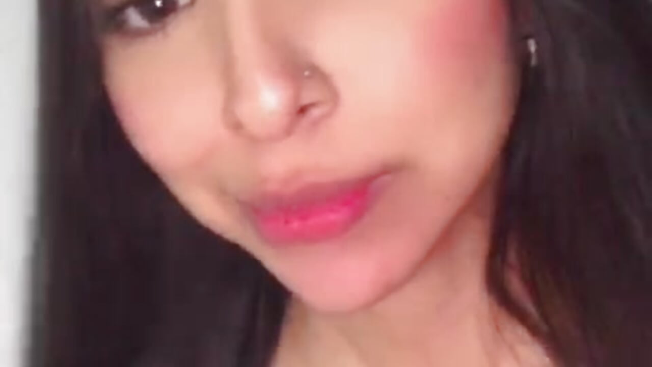 ebd0831f-0003-4d84-9c7a-f6de108abd74 - video by hanna_roussex69 cam model