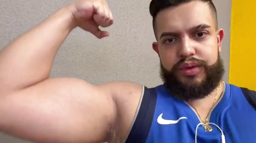 Justin_kingX7 - مقاطع فيديو موديل الكام الرائجة  593