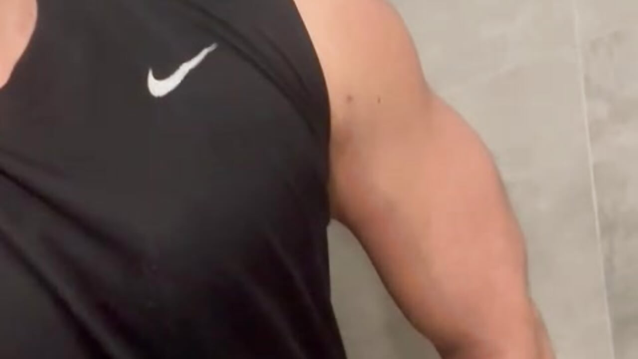 Justin - Justin_kingX7 adlı kamera modelinin videosu